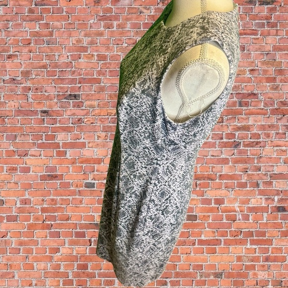 Calvin Klein Gray Python Snake Print Vegan Suede Textured Sleeveless Midi Dress - Picture 7 of 14